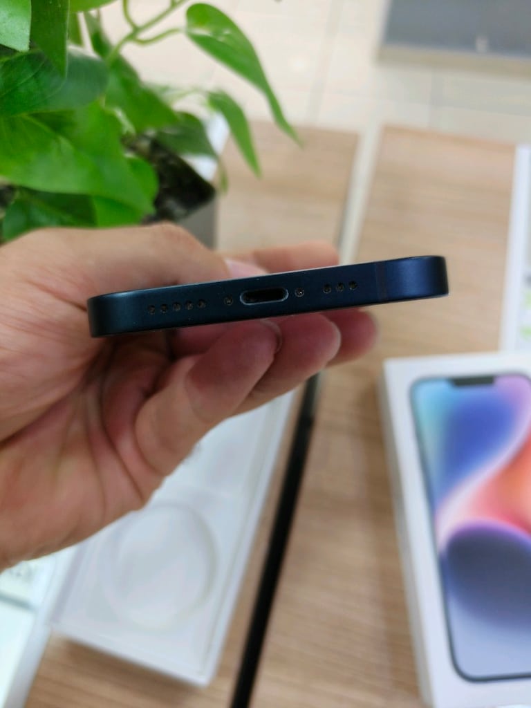 İPHONE 14 COK TEMİZ - 7