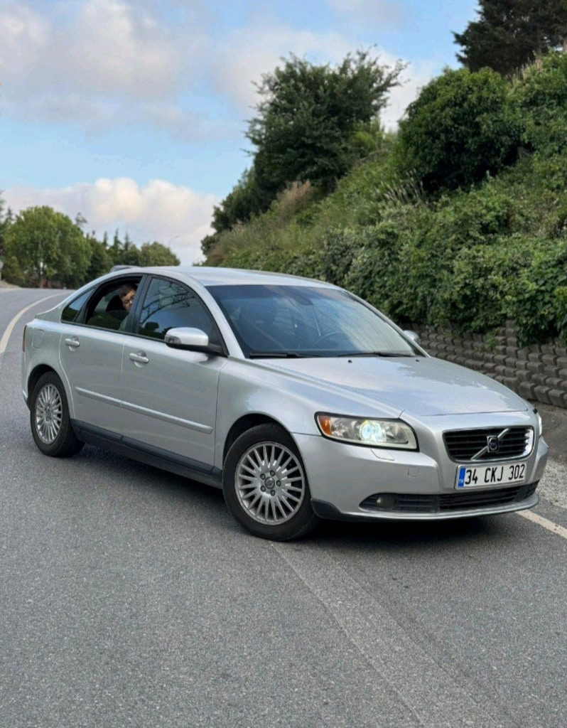 Volvo S40