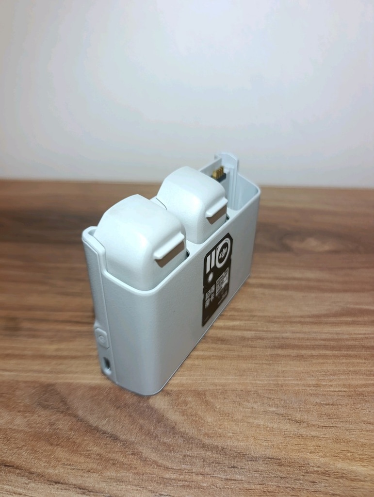 DJI NEO BATARYA VE HUB - 2