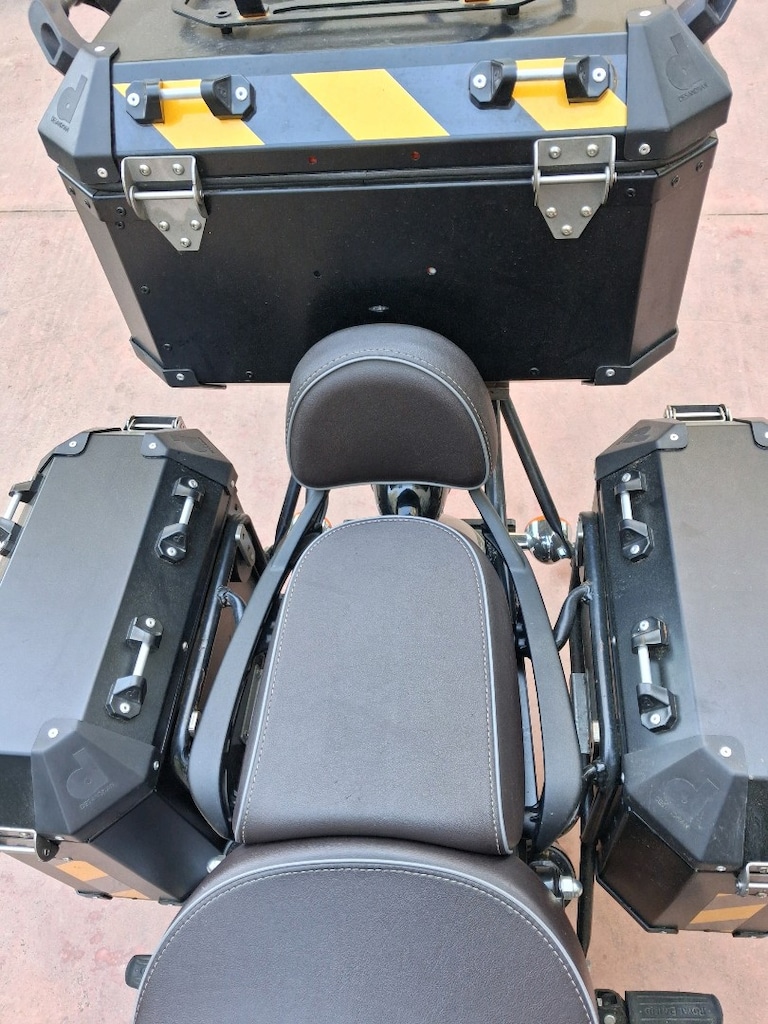 Royal Enfield Meteor 350 - 3