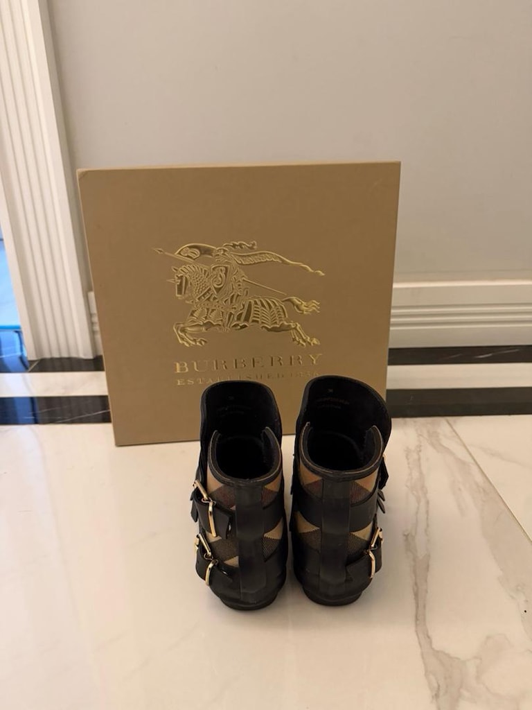 BURBERRY BOT - 3
