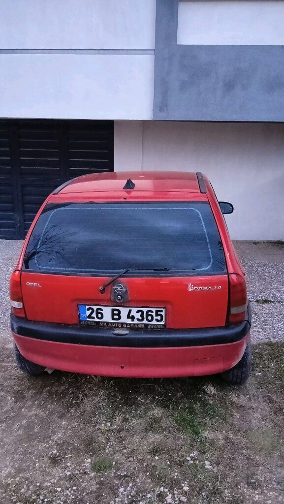 Opel corsa - 3