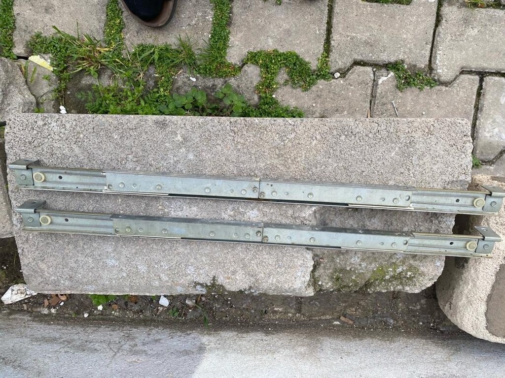 Masa ayakları ve sürğülü menteşe - 6