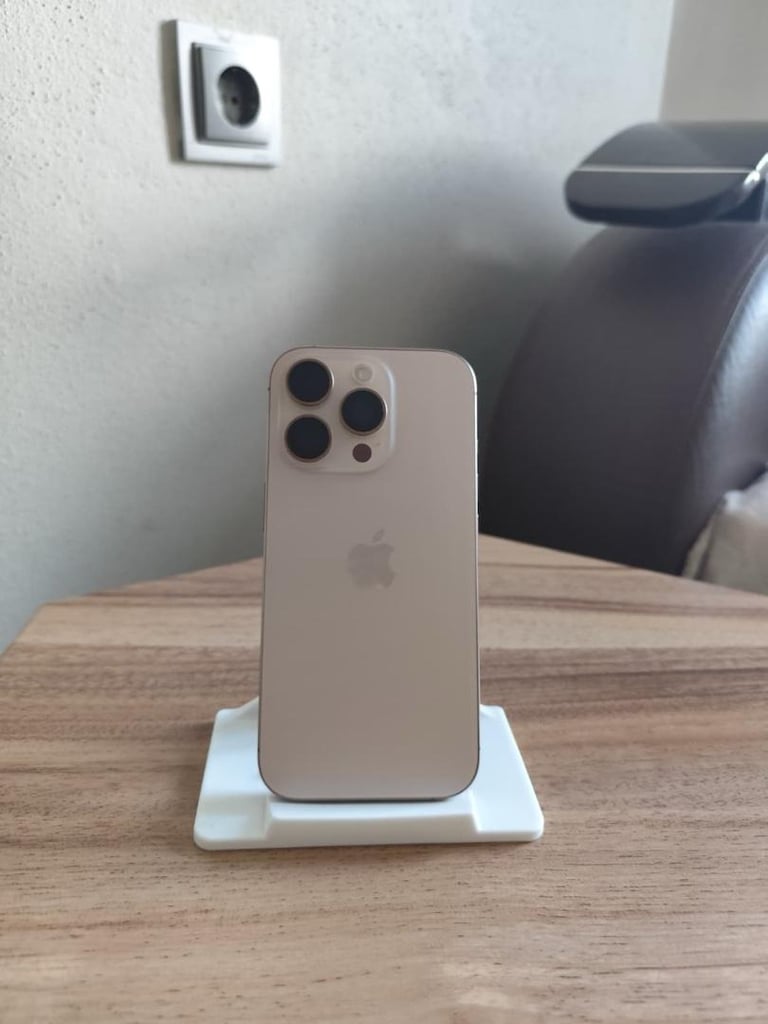 İPHONE 16 PRO - 2