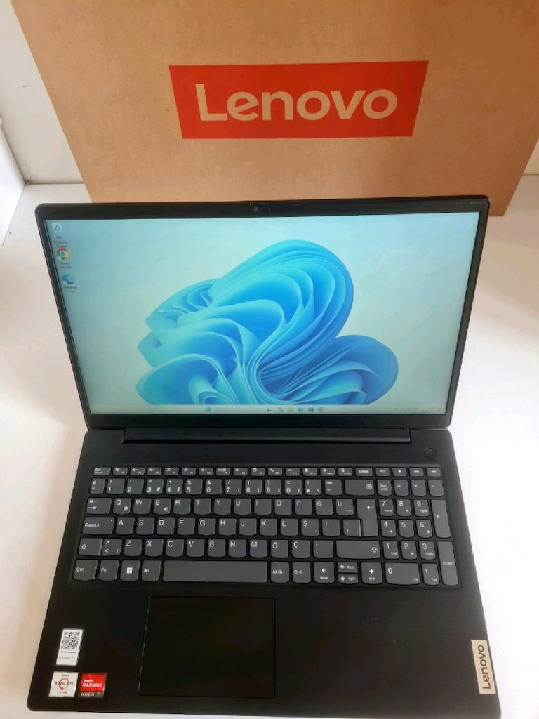 Lenovo V15 G4 Busıness Black - 4