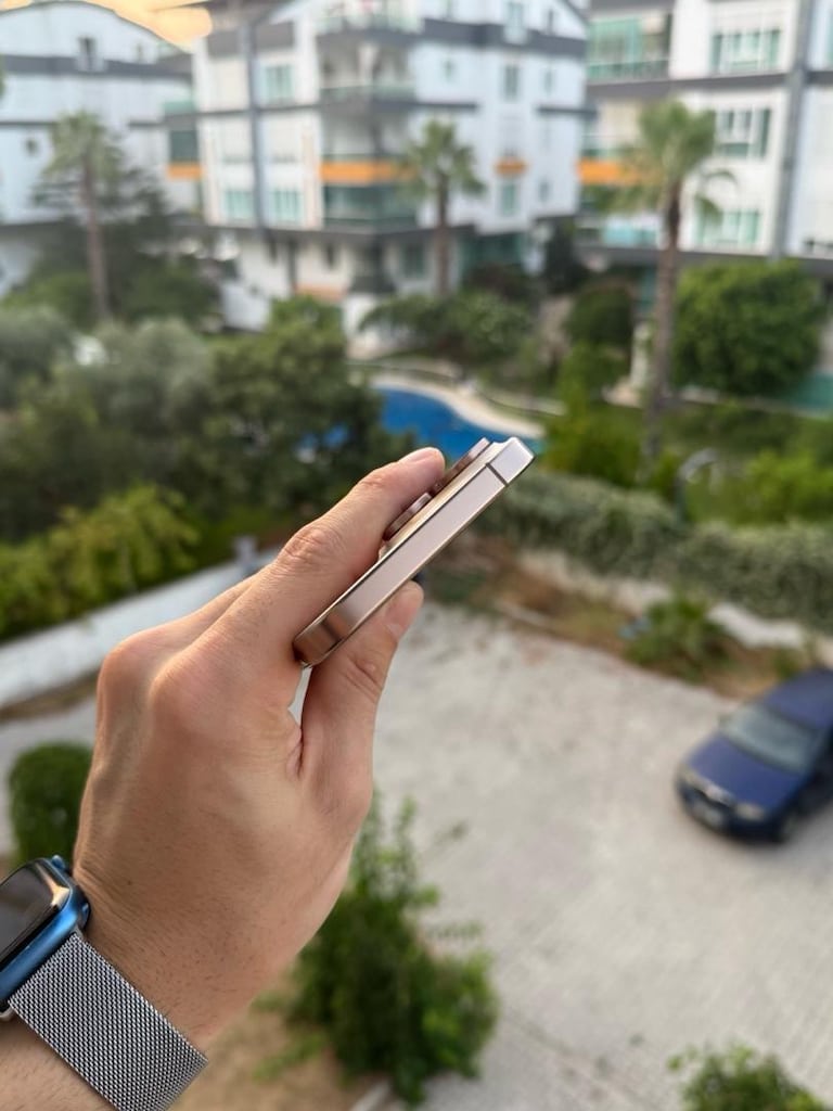 İPhone 16 Pro Max 256GB YD - 4