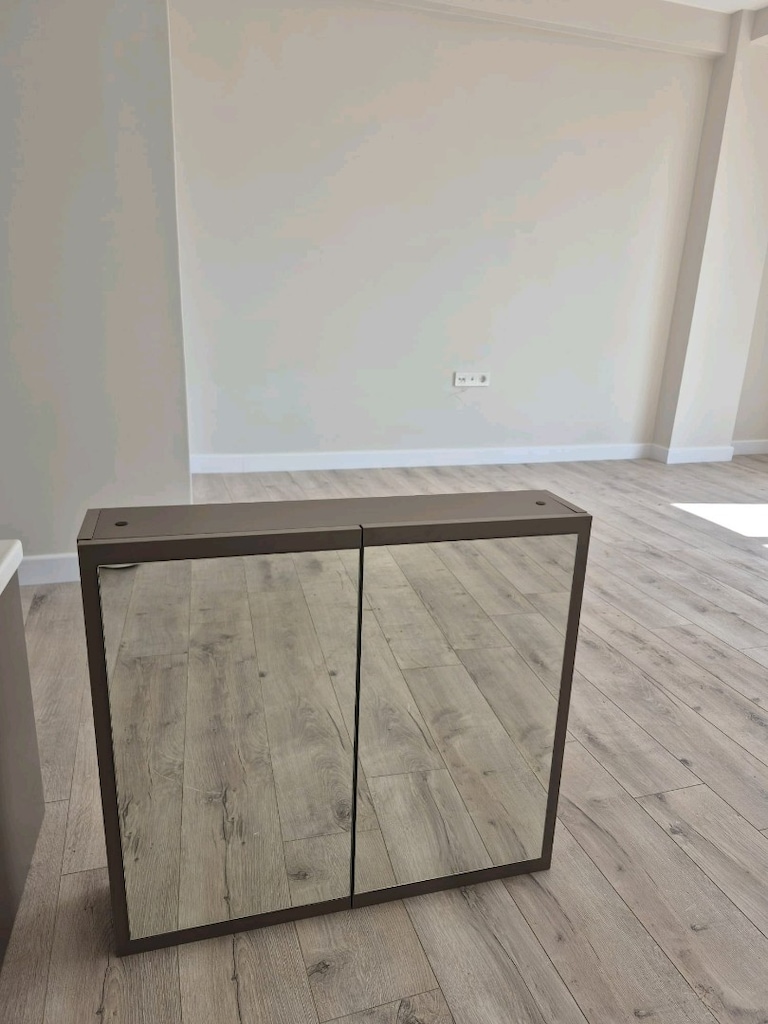 BIANI Marka Aynalı Banyo Dolabı (Lavabo dahil) - 9