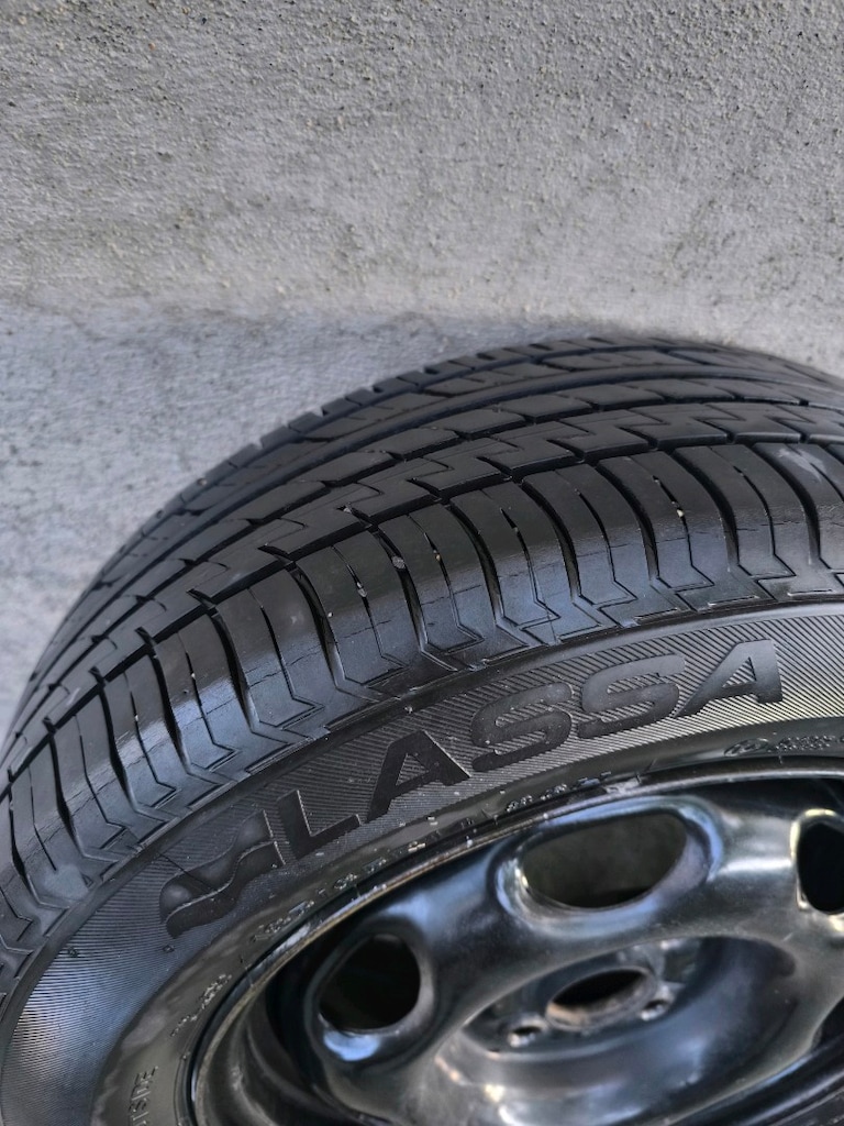 TOYOTA COROLLA EFSANE KASA ORJİNAL 4 JANT VE 4 SIFIR LASTİKLERİ - 2