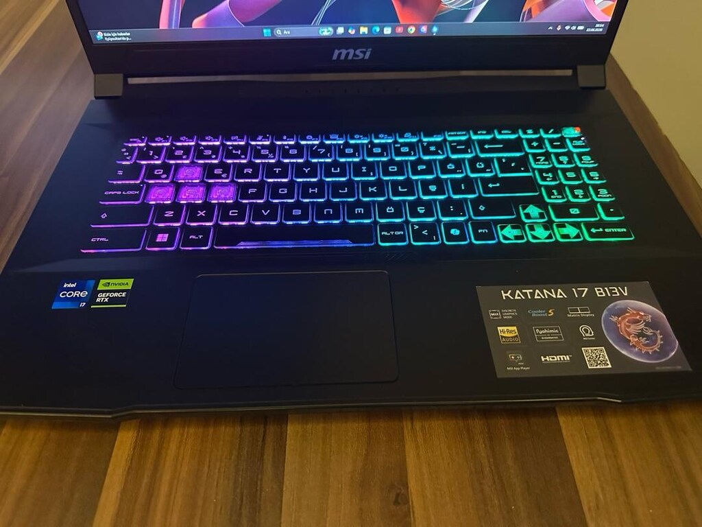 MSI Katana17 B13V 4050 512 SSD 16GB RAM - 6