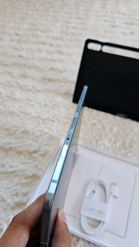 Jiletini Üzerinde S9 Fe+ Plus - 7