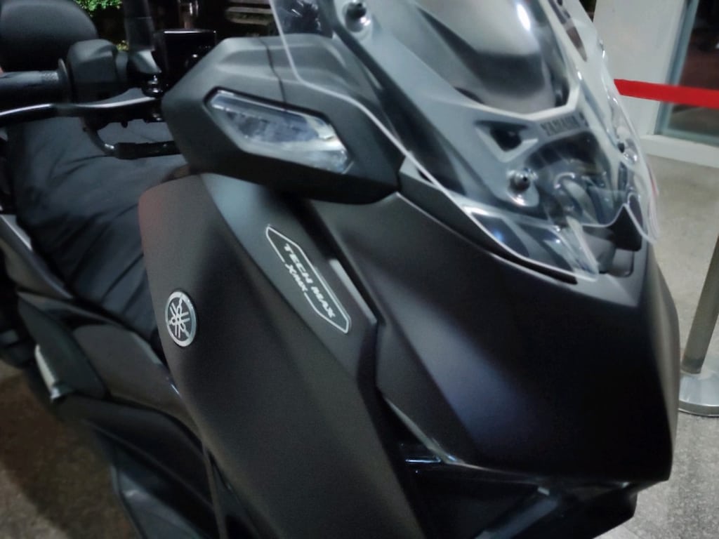 YAMAHA XMAX 250 Tech Max 2025 - 3