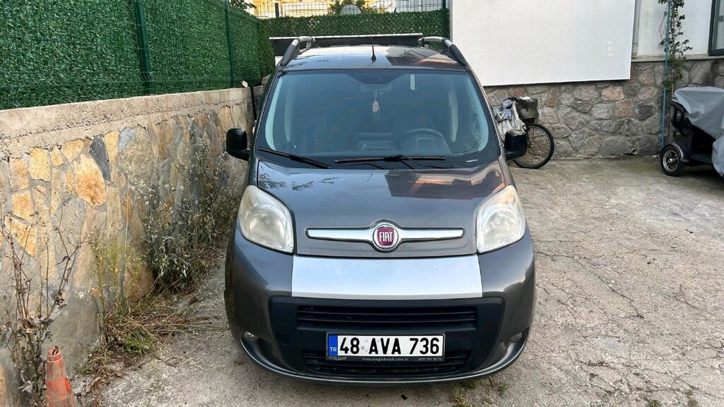 Sahibinden temiz Fiorino Premio Bodrum'da - 2