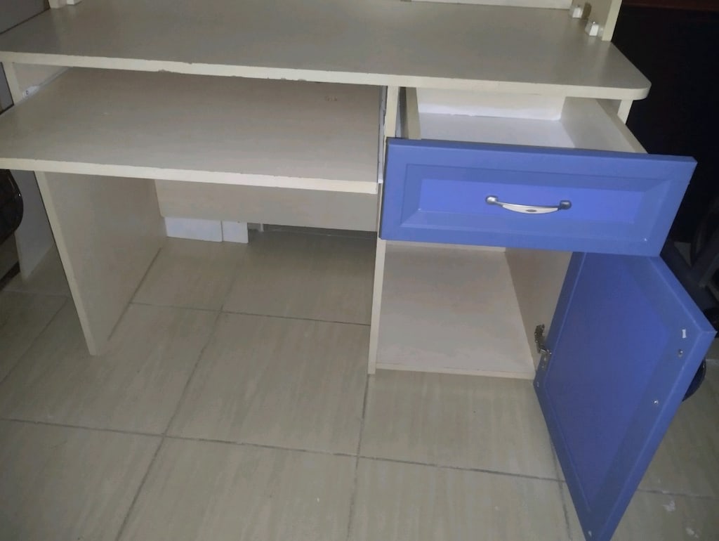çalışma masası - 4