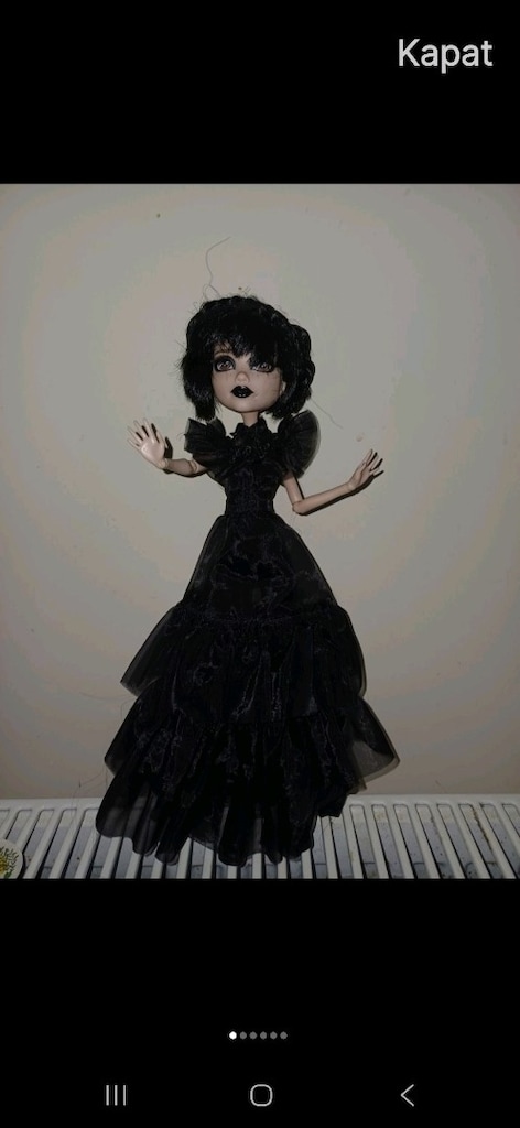 Monster High Wednesday Balo Elbiseli Bebek - 3