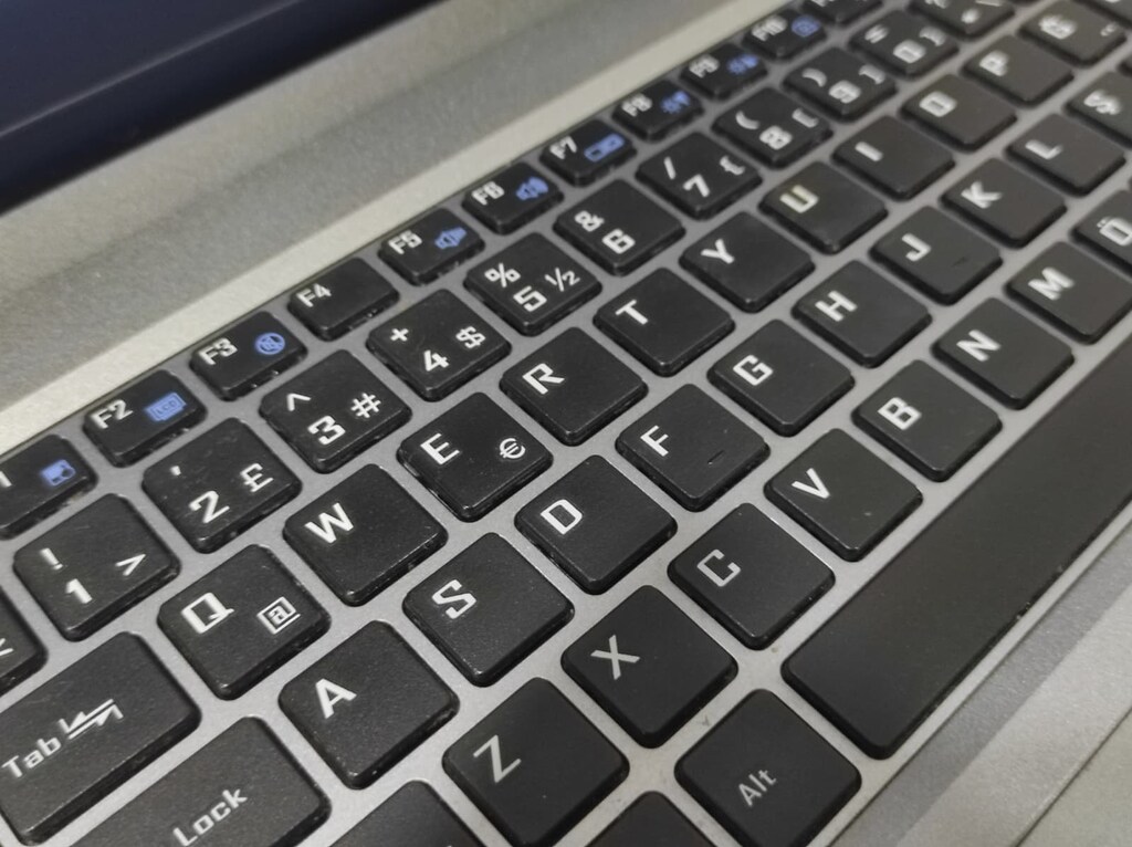 EXA NOTEBOOK/İ3 İŞLEMCİ/8 GB RAM/256GB SSD/UHD GRAPHİCS - 8