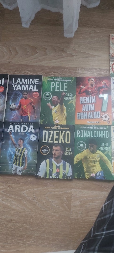 21 adet futbolcu kitabı - 3