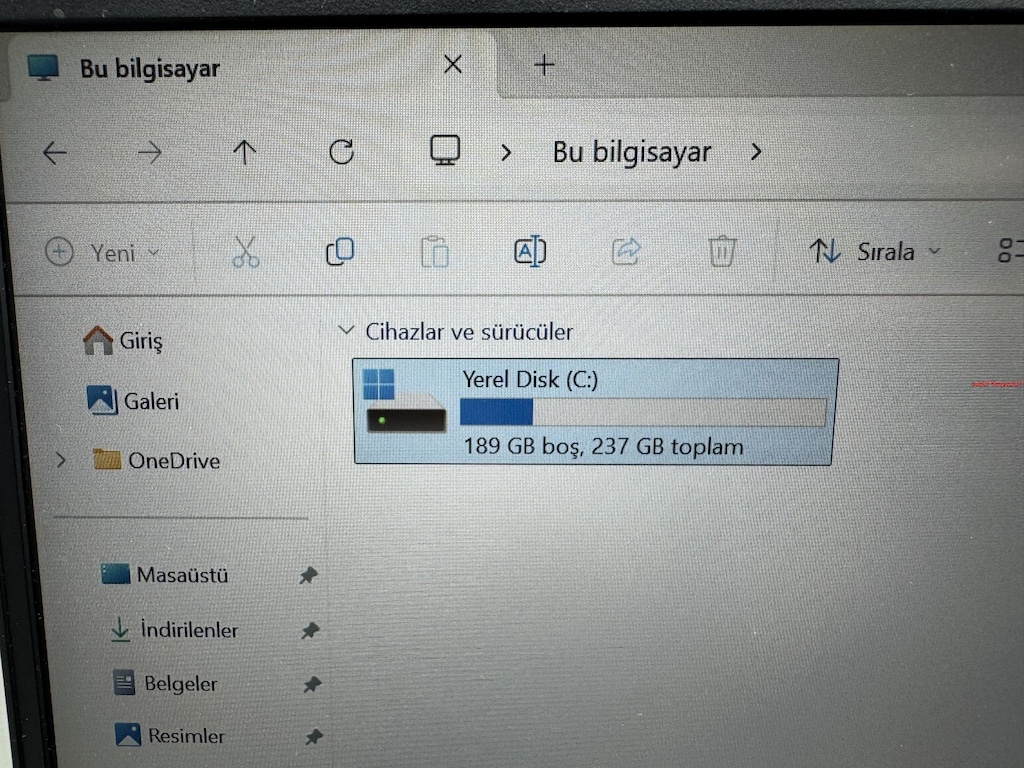 LENOVO THİNKPAD İ5 13. NESİL 16 GB RAM 256 M2SSD - 5
