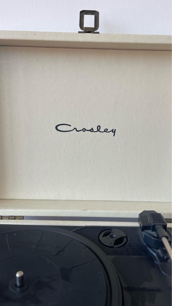 Crosley x Urban Outfitters Cruiser Pikap - 4