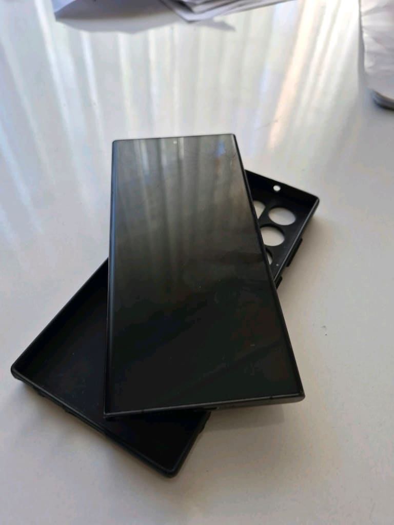 Samsung S23 Ultra 12+12/256gb yd ekranda ufak çatlak var açık cihaz - 3