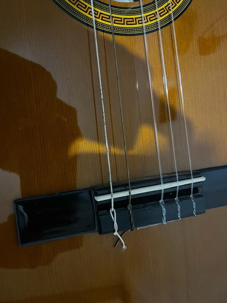 AKUSTİK GİTAR - 3