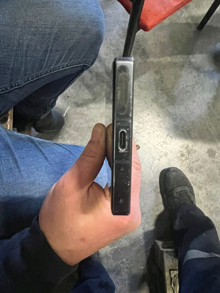 sahibinden satılık yada takasli redmagic 8 pro - 8
