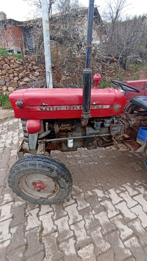 1971 model Massey Ferguson 135 - 8