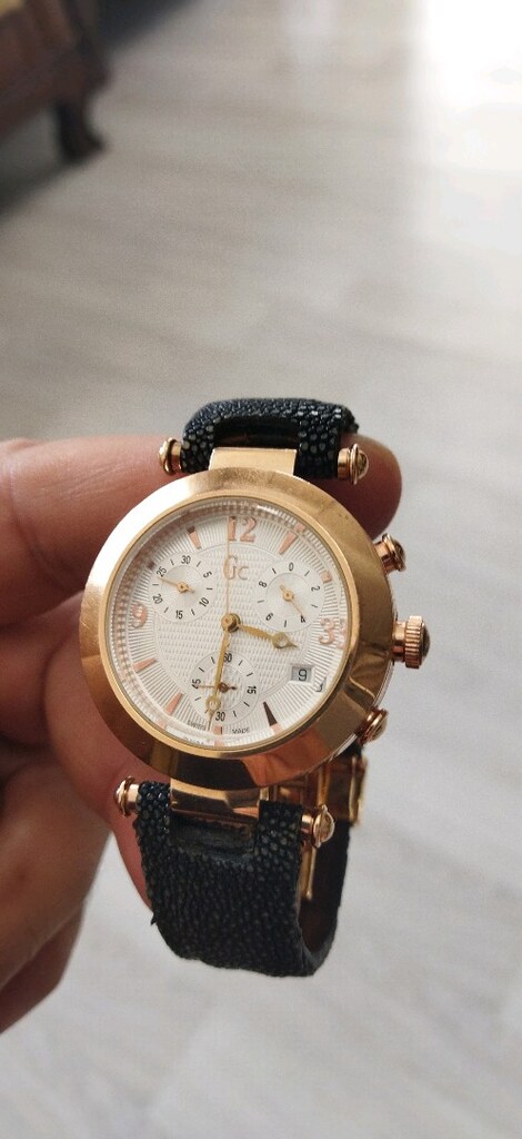 GC Guess Collection saat rose altın renk