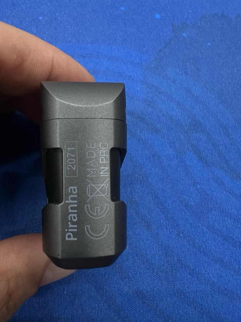 PİRHANA 2071 Bluetooth kulaklık şarj kutusu - 2