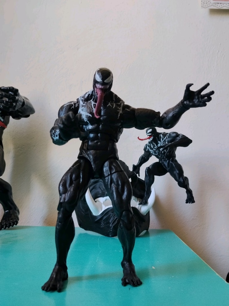 marvel legends venom figür - 5