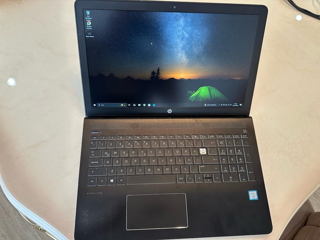 HP Pavilion Gaming i7 | GTX 1050 | 16 GB RAM | 1 TB SSD + 1 TB HDD | - 7