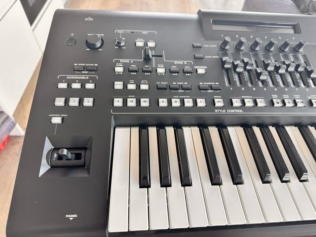 yamaha genos 2 dore den 4 yil garantili alindi hic sahne gormedi - 11