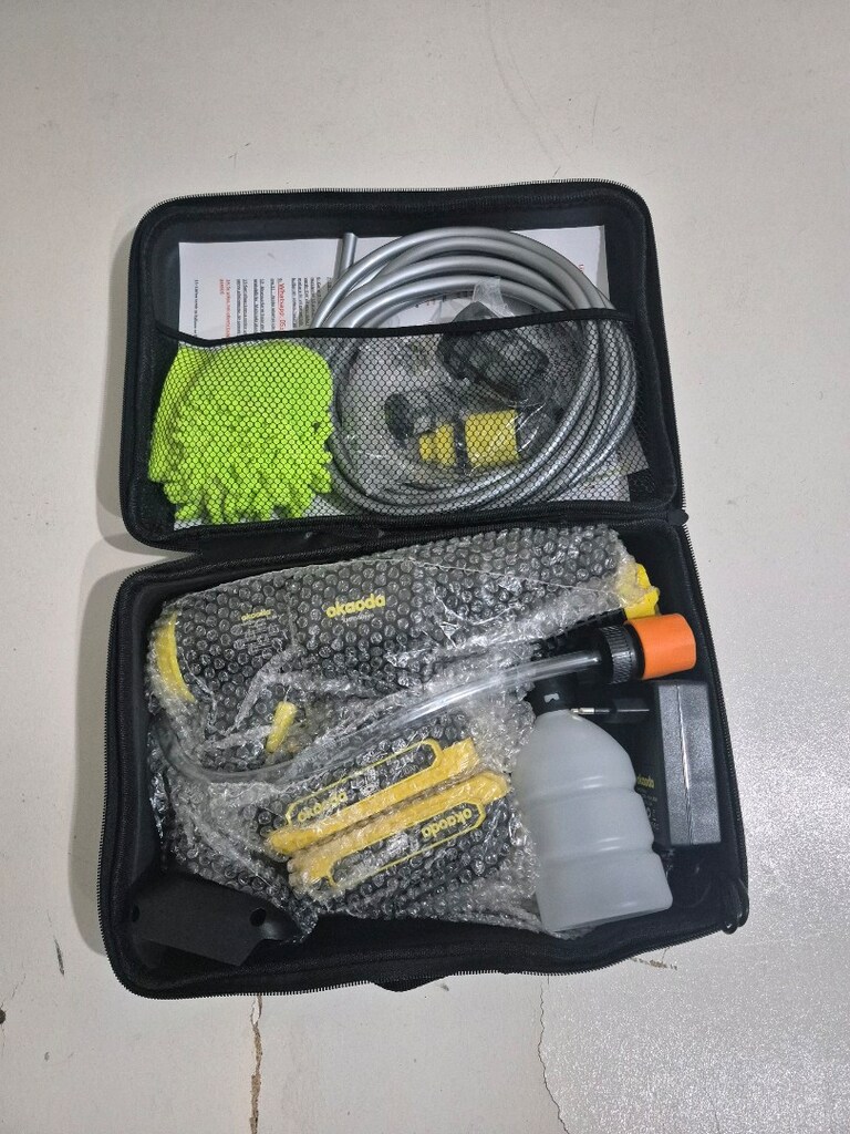 Şarjlı araç yıkma tabancası