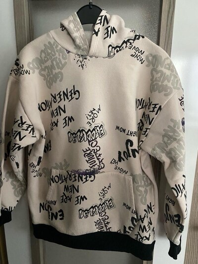 stradivarius sweat
