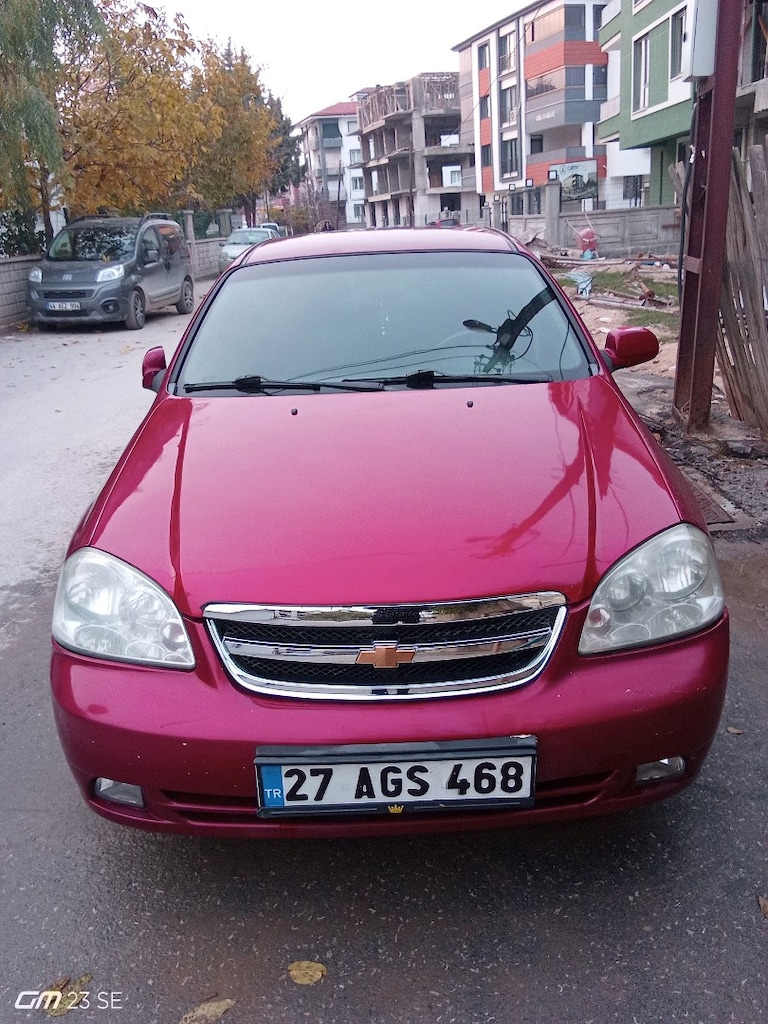 Charlotte lacetti - 2