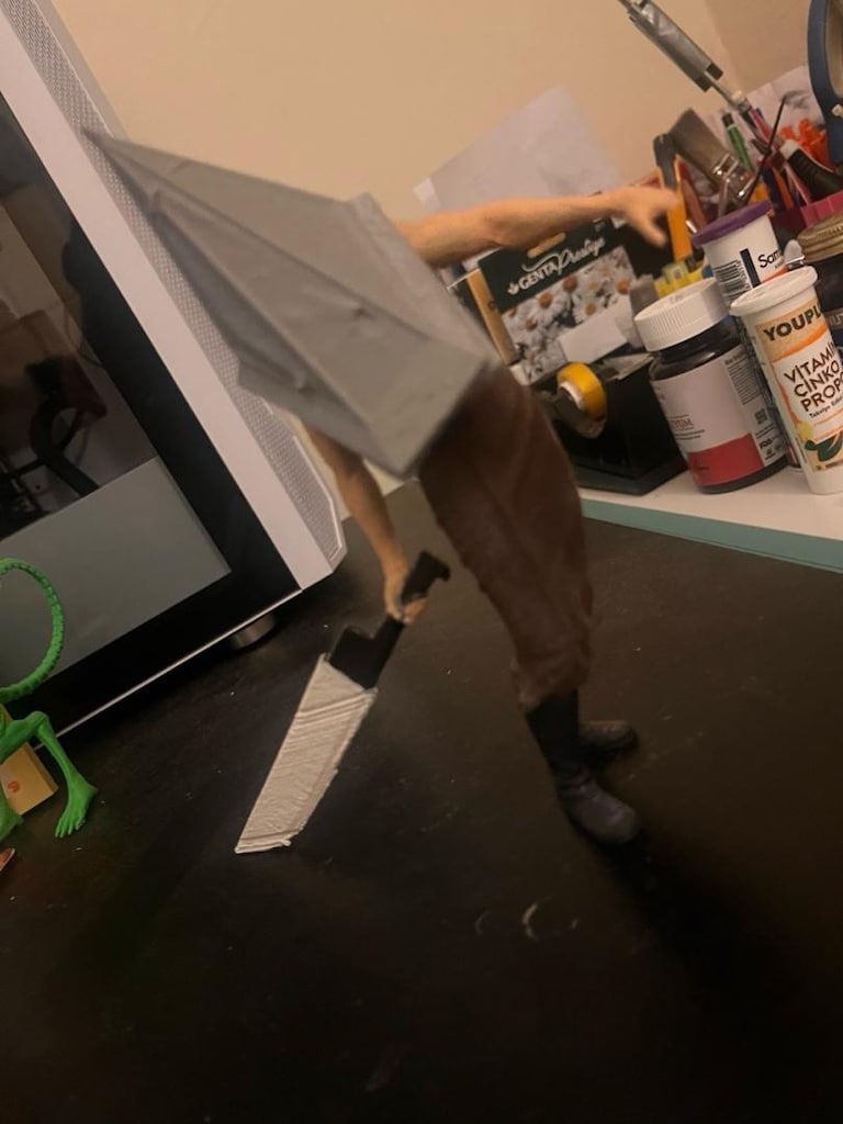 pyramid head 16 cm - 3