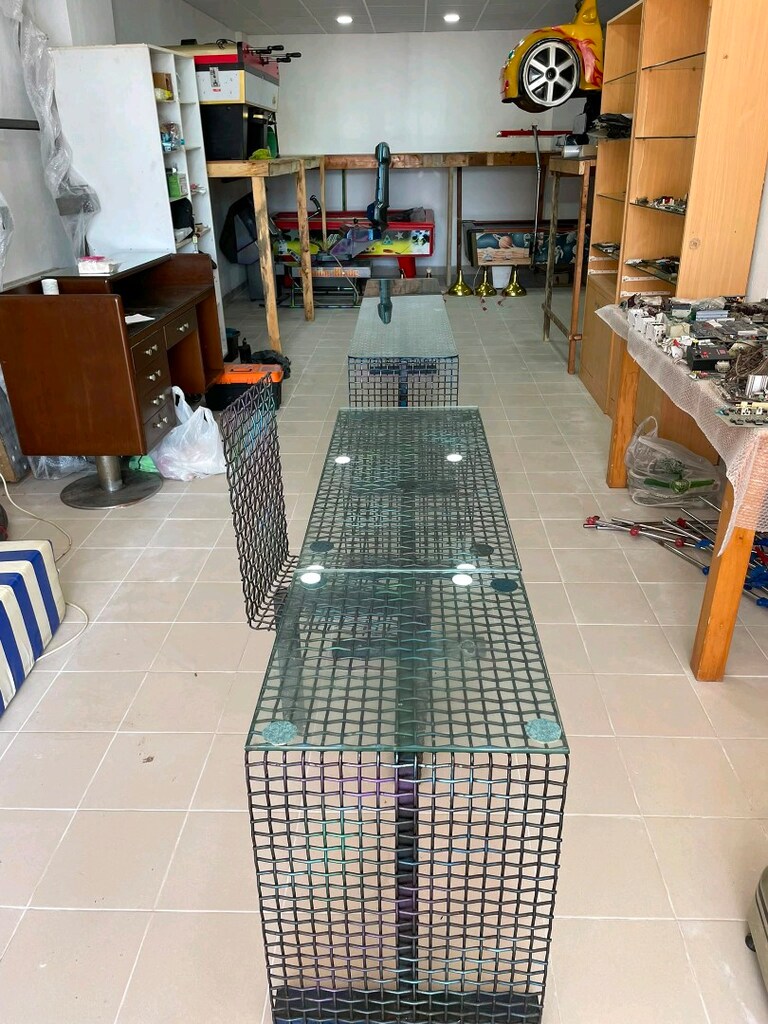 ferforje camlı iki adet masası - 4