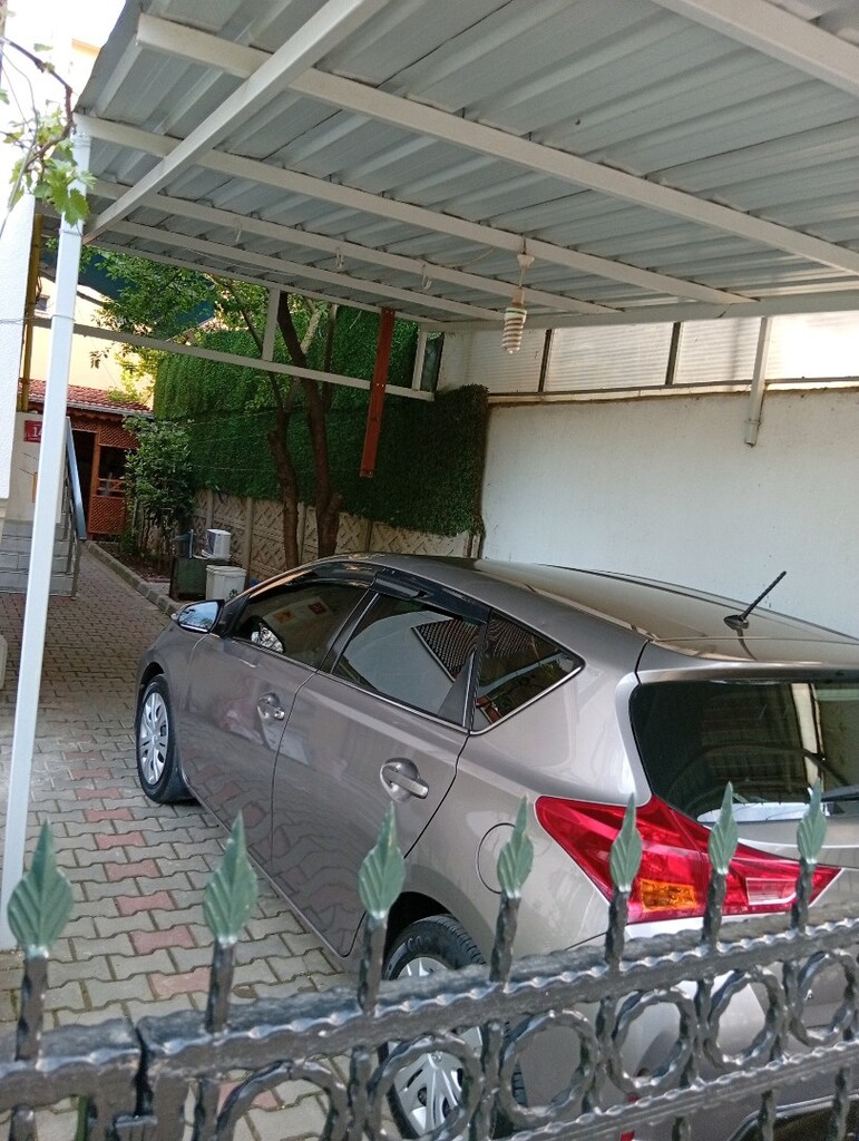 Toyota Auris 1.6 - 2