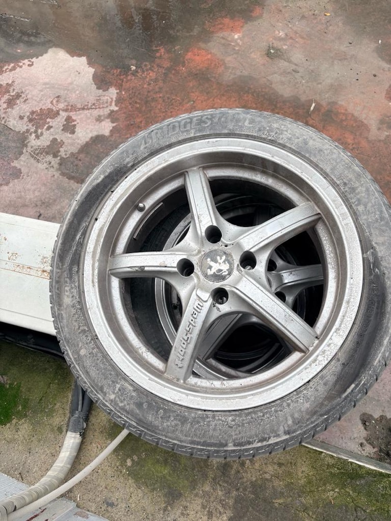 çıkma 17 inç çelik jant ve 225 45 R 17 lastik 4 adet - 2