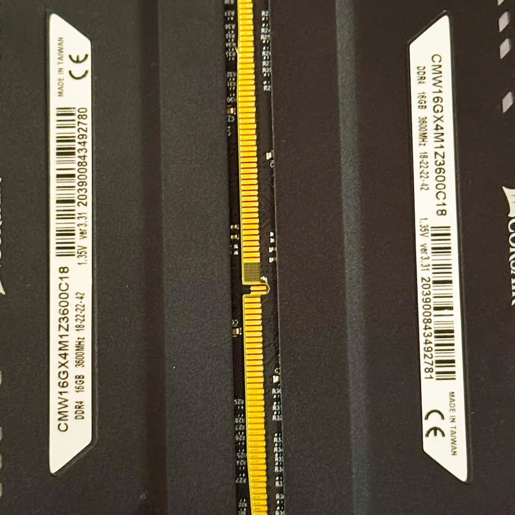 Corsair Vengeance Pro RGB 32 GB (2x16) 3600 MHz - 6