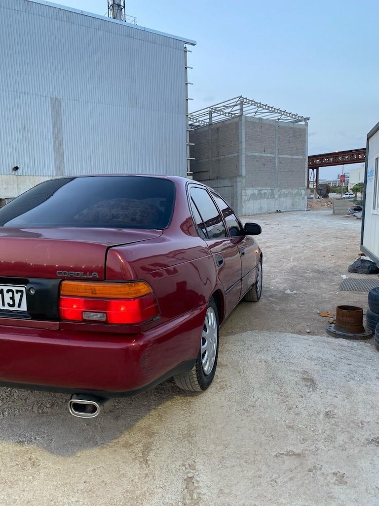 TEK DEĞİŞENLİ/MEKANİĞİ TAM/KLİMALI/LASTİKLRYENİ/MASRFSIZ COROLLA 1.3 m - 6