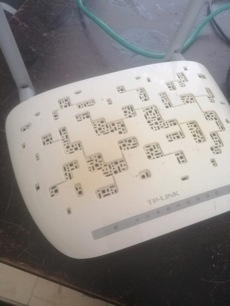 TP link. modem.2adet. - 6