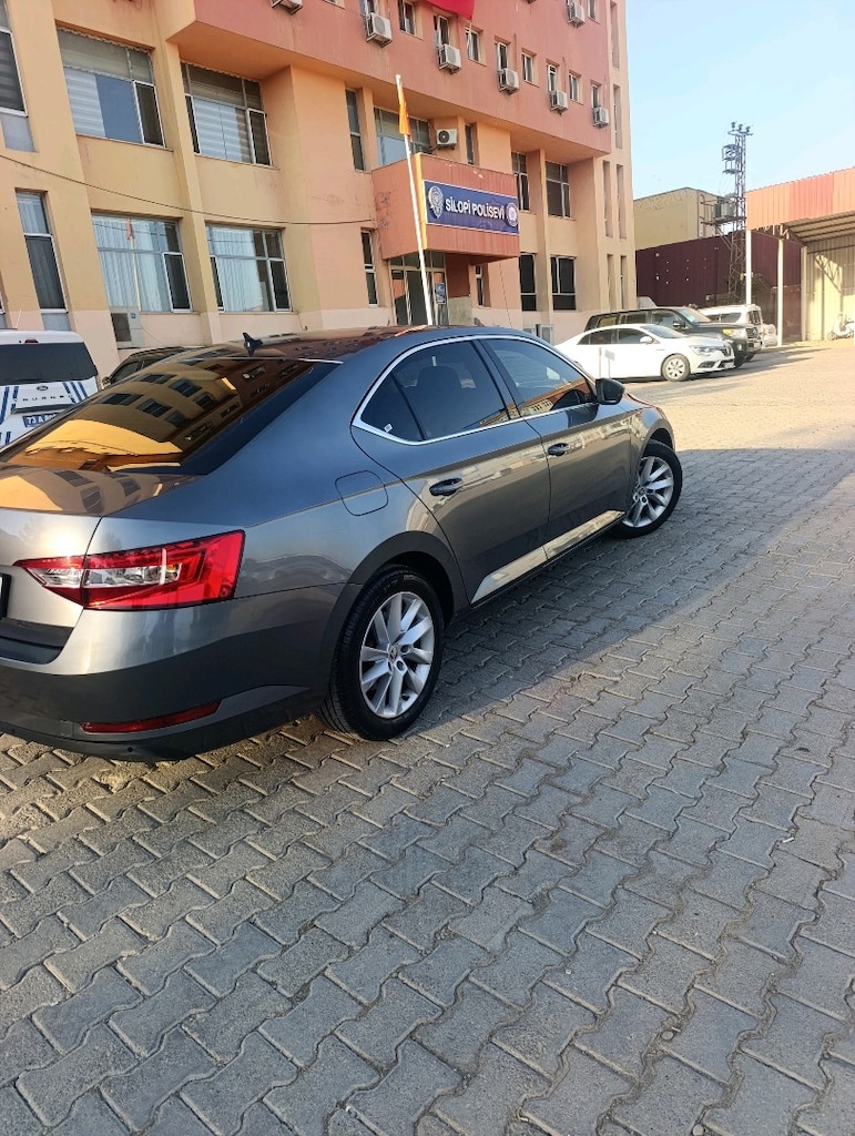 MEMURDAN SATILIK FULL SERVİS BAKIMLI SUPERB -ACİL- - 2