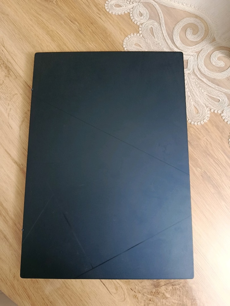 Asus Zenbook 14 - 10