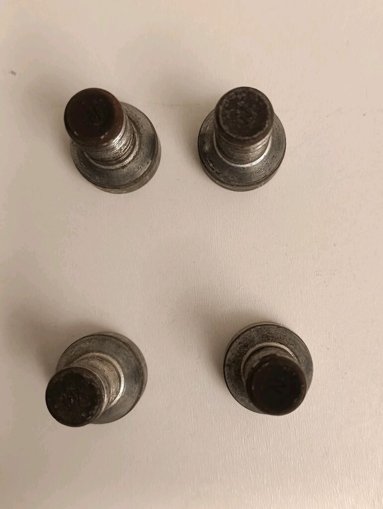 VOLKSWAGEN ŞİFRELİ KAPAK ANAHTAR BİJON TAKIMI - 6