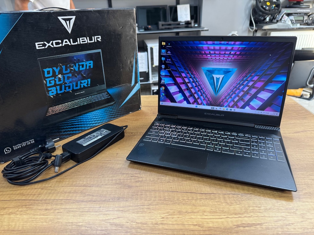 EXCALİBUR LAPTOP İ5 10300H 16 GB RAM 512 GB GTX1650 KUTULU - 10
