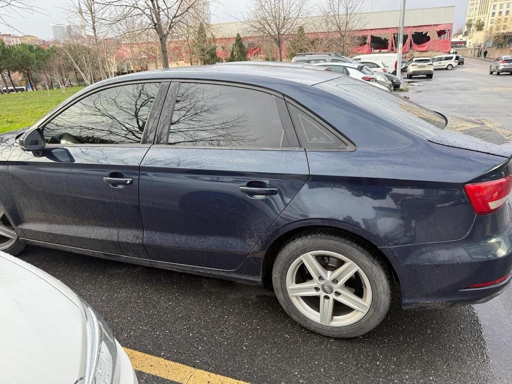 sahibinden temiz Audi A3 sedan lacivert 2017 - 8