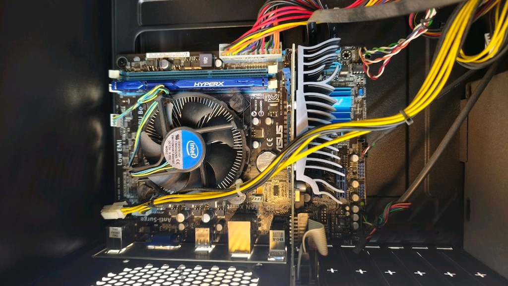 Intel i3-3210 4GB RAM 112GB SSD GT210 Masaüstü Bilgisayar - 9