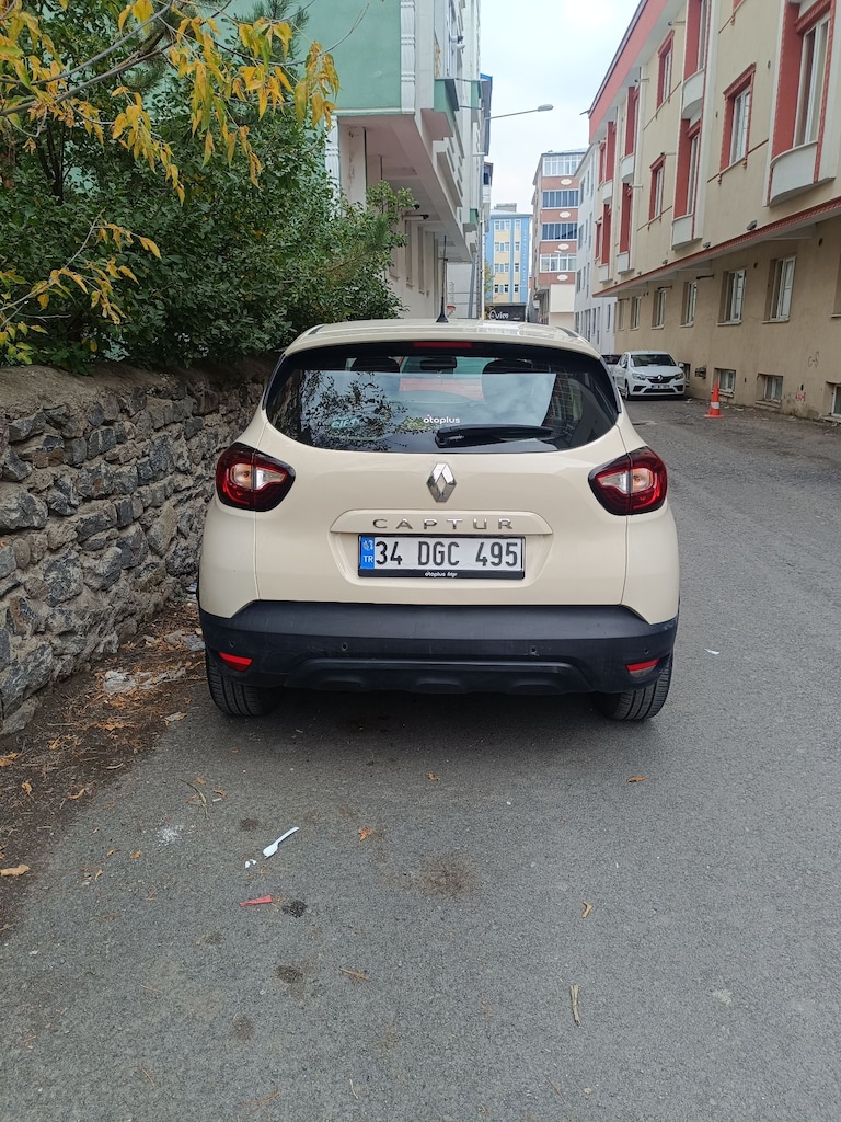 Renault captur tauch 1.2 benzin otomatik 107000 binde - 3