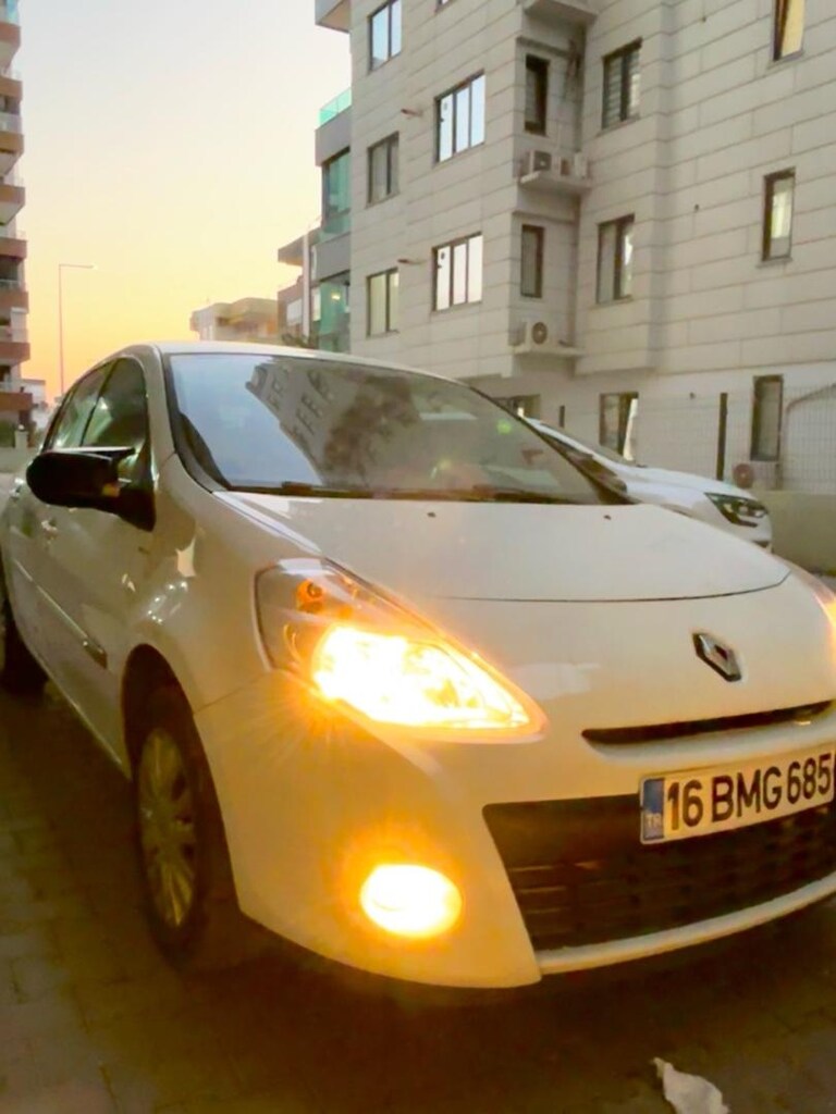 Renault Clio Night Day 2012 - 2