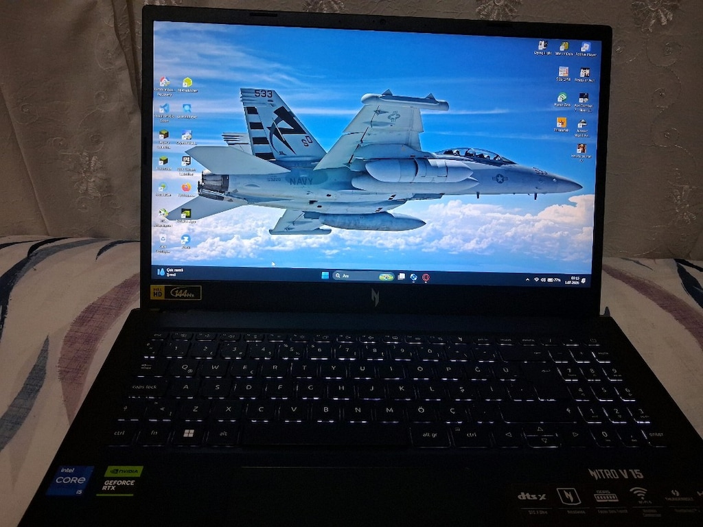 Acer Nitro V15 i5-13420H RTX 3050 24GB DDR5 Gaming Laptop + Mekanik Kl